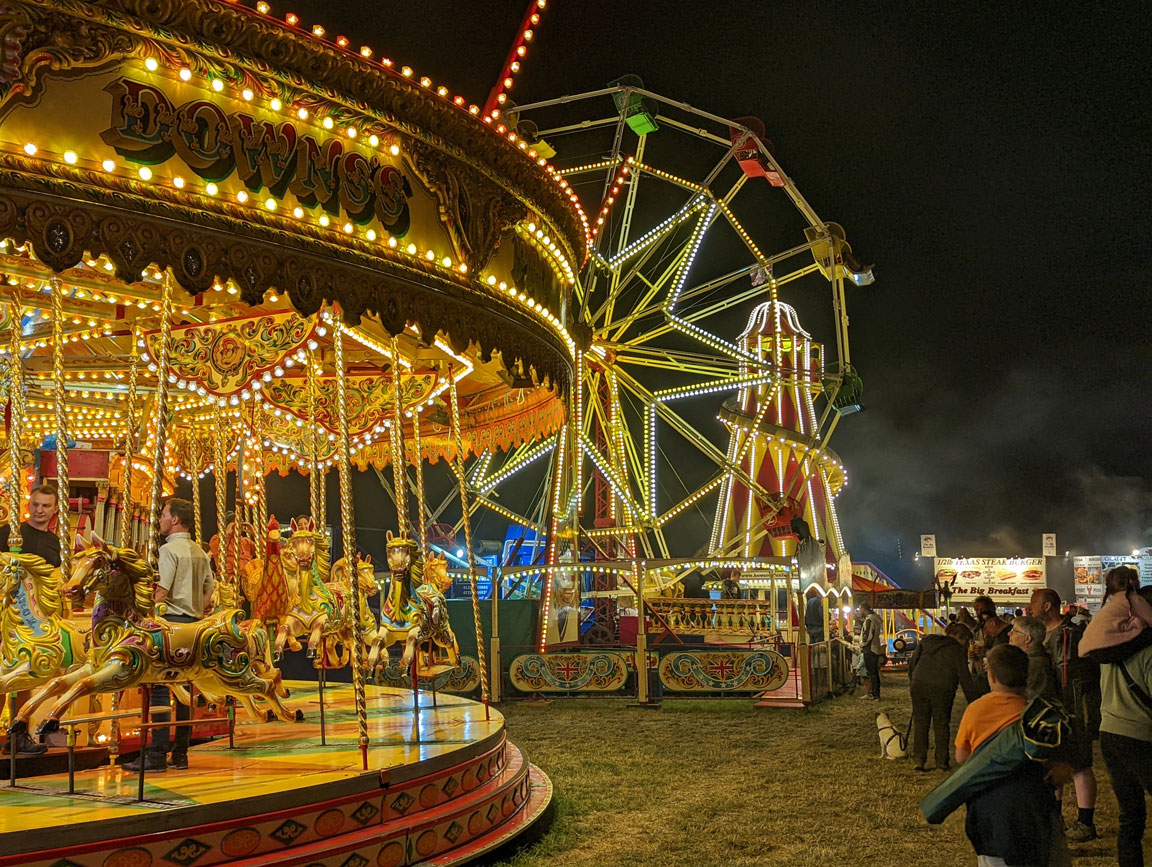 rides-at-carnival fun carnival