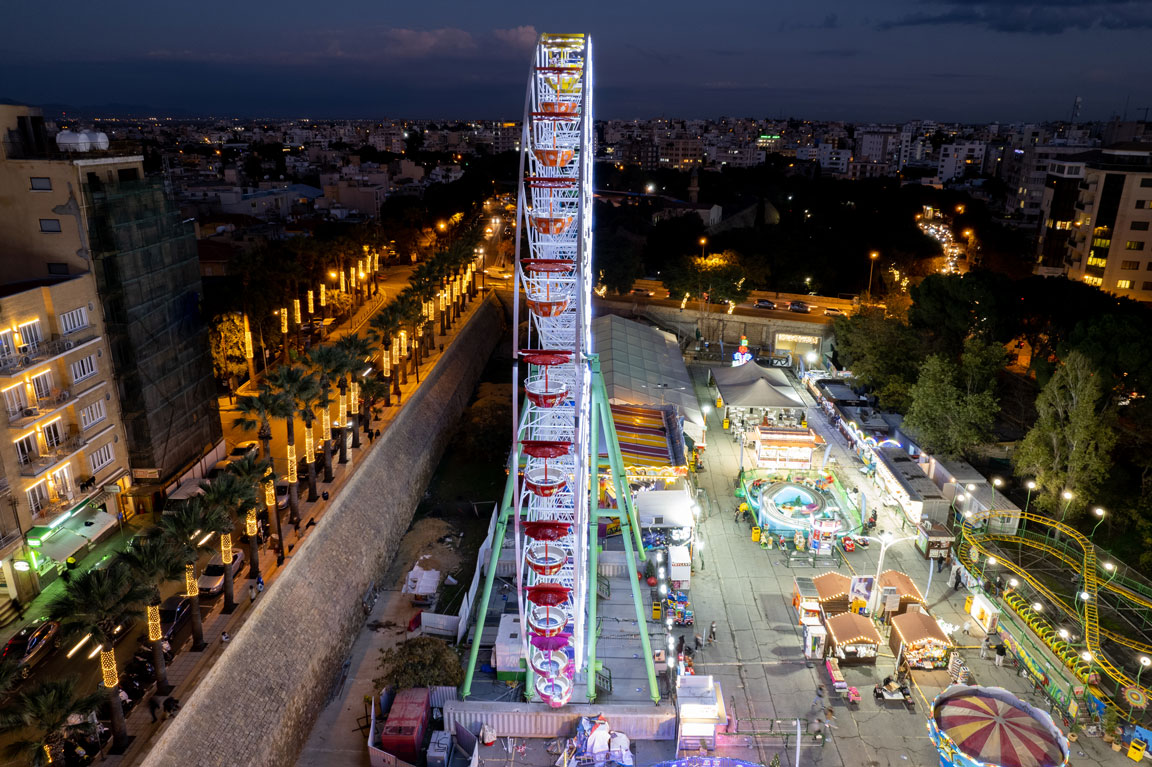 aerial-drone-photograph-of-an-amusement-park view from above a corporate event carnival